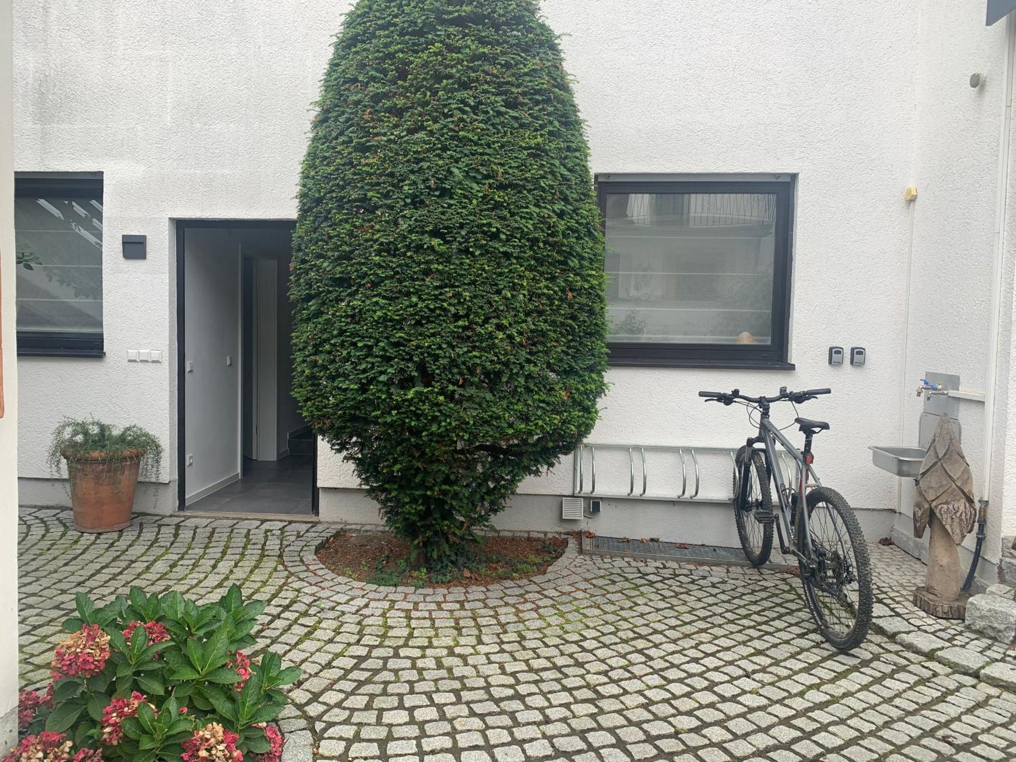 Bienenstube Apartment Venningen ภายนอก รูปภาพ